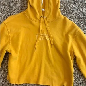 cropped hoodie